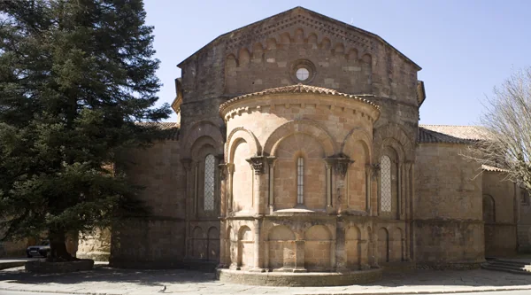Absis romànic del monestir de Sant Joan de les Abadesses